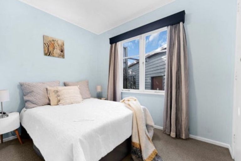 Photo of property in 38 Espalier Drive, Henderson, Auckland, 0612