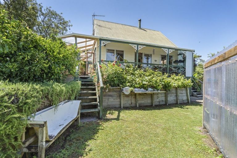 Photo of property in 10 Te Rangi Hiroa Place, Urenui, 4375