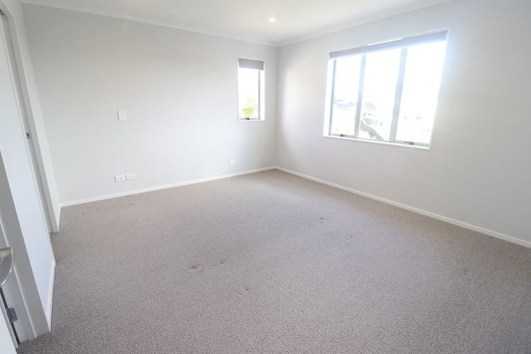 Photo of property in 109 Mackay Drive, Greenhithe, Auckland, 0632