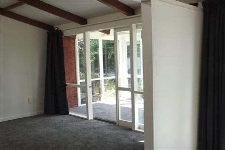 Photo of property in 65 Westburn Terrace, Burnside, Christchurch, 8041