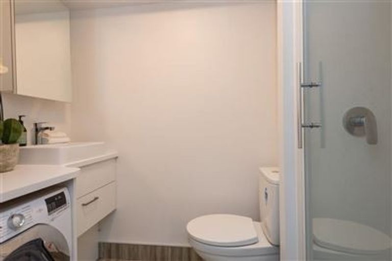 Photo of property in Amuri Park Apartments, 16/280 Bealey Avenue, Christchurch Central, Christchurch, 8013