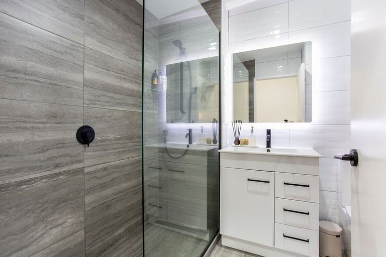 Photo of property in 25/3 Riverside Road, Orewa, 0931