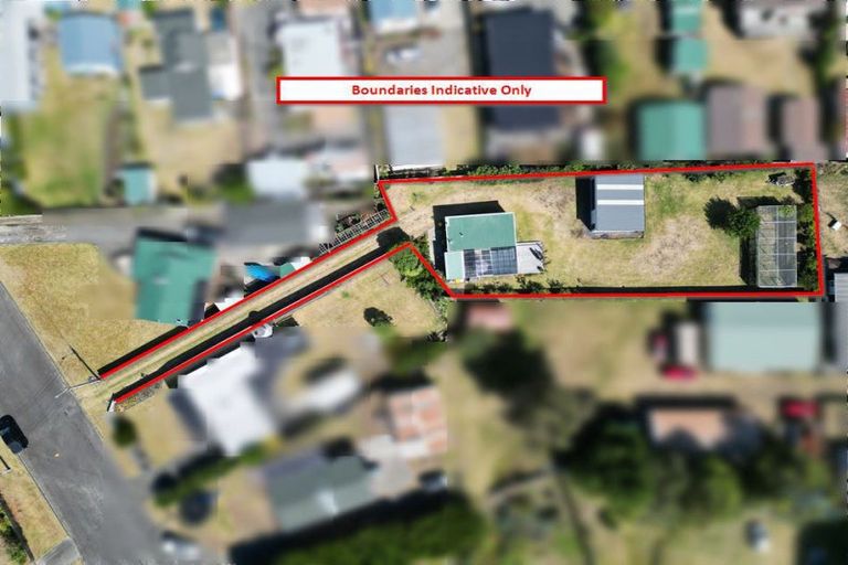 Photo of property in 3 Kent Terrace, Foxton Beach, Foxton, 4815