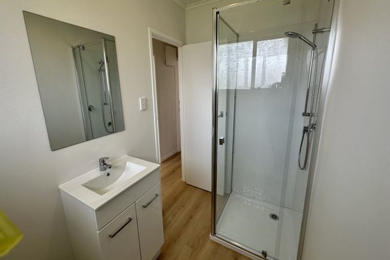 Photo of property in 2/39 Littlejohn Street, Hillsborough, Auckland, 1042