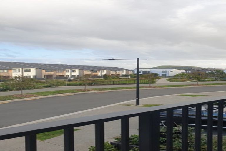 Photo of property in 18 Aveline Place, Glen Innes, Auckland, 1072