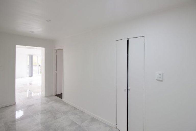 Photo of property in 475 Whangaparaoa Road, Stanmore Bay, Whangaparaoa, 0932