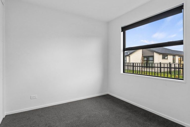 Photo of property in 11 Oakvale Lane, Halswell, Christchurch, 8025