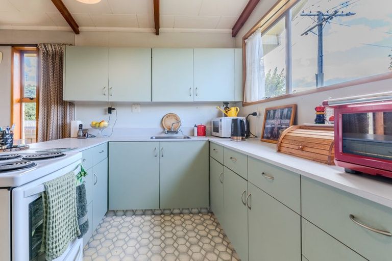 Photo of property in 15b Baker Street, Caversham, Dunedin, 9012