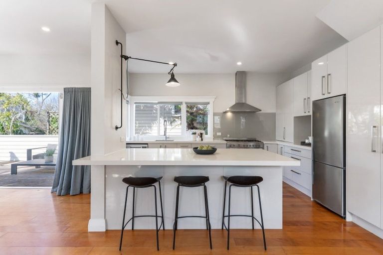 Photo of property in 19 Burnley Terrace, Mount Eden, Auckland, 1024