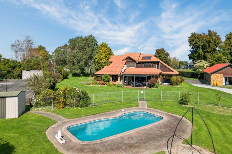 Photo of property in 47 Lake Road, Horsham Downs, Hamilton, 3281