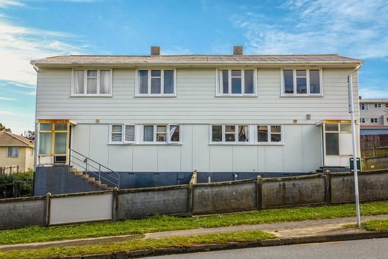 Photo of property in 301-303 Warspite Avenue, Waitangirua, Porirua, 5024