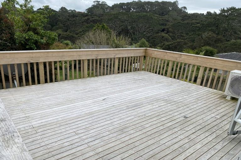 Photo of property in 88 Spinella Drive, Bayview, Auckland, 0629