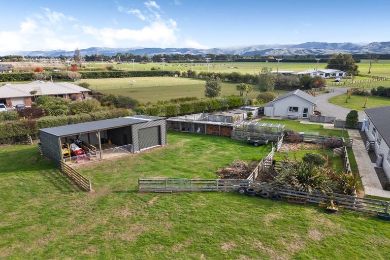 Photo of property in 270 Hughes Line, West Taratahi, Masterton, 5887