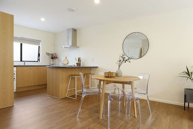 Photo of property in 12/548 Albany Highway, Albany, Auckland, 0632