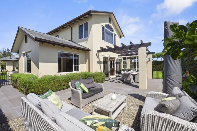 Photo of property in 8b Sampson Avenue, Waiwhakaiho, New Plymouth, 4312