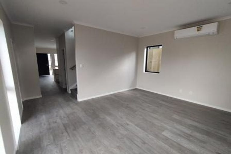 Photo of property in 43b Line Road, Glen Innes, Auckland, 1072