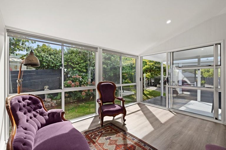 Photo of property in 2 Nigel Street, Havelock North, 4130