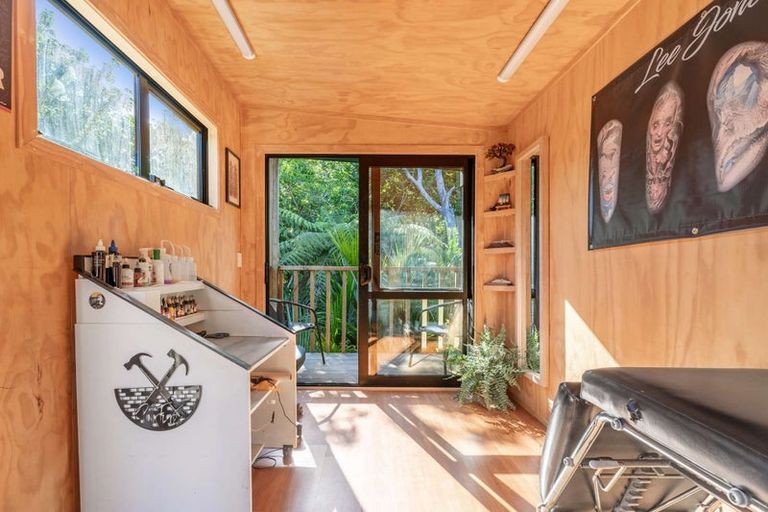 Photo of property in 23 Punga Place, Whitianga, 3510