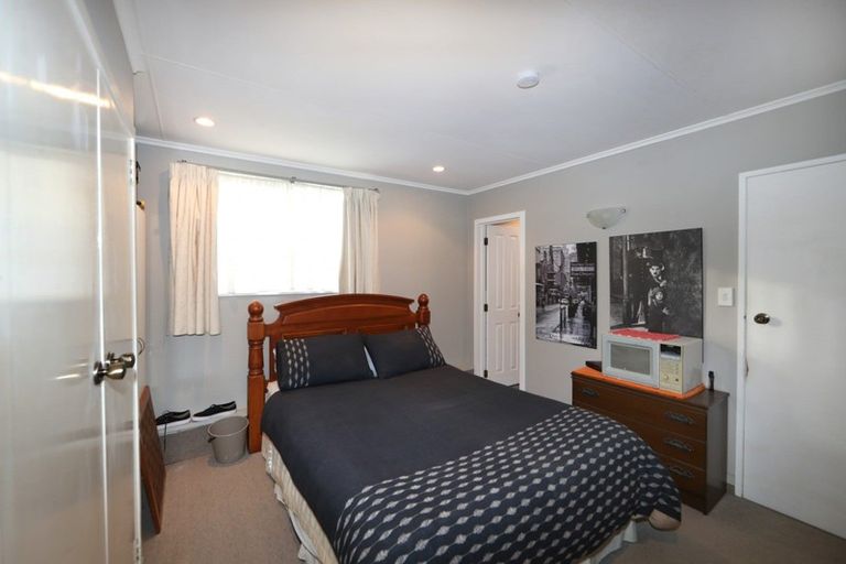 Photo of property in 28 Ranfurly Street, Tamatea, Napier, 4112