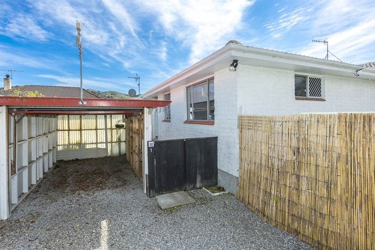 Photo of property in 1/24 Merton Street, Trentham, Upper Hutt, 5018