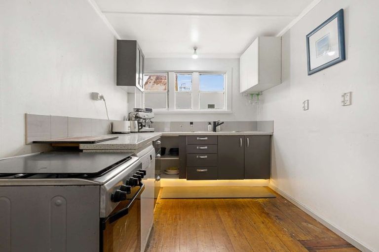 Photo of property in 905 Queen Street East, Parkvale, Hastings, 4122