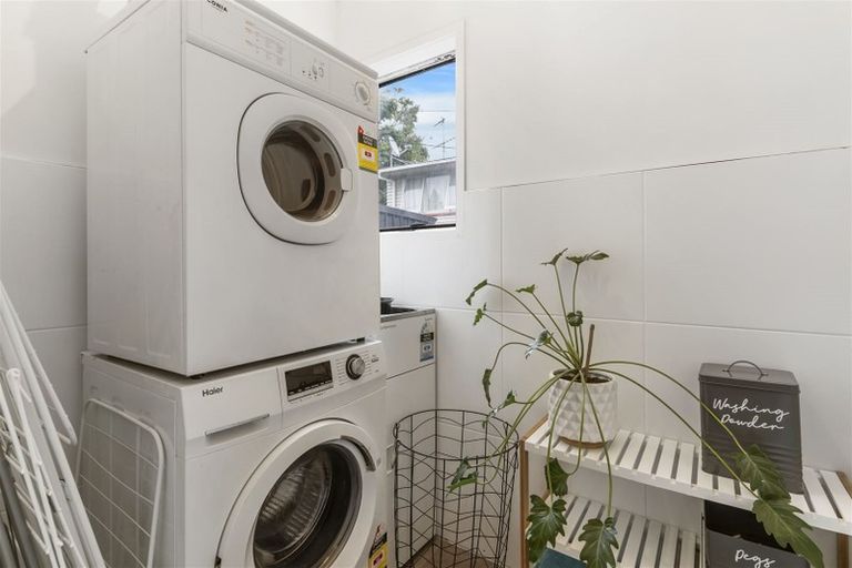 Photo of property in 2/37 Manuka Road, Bayview, Auckland, 0629