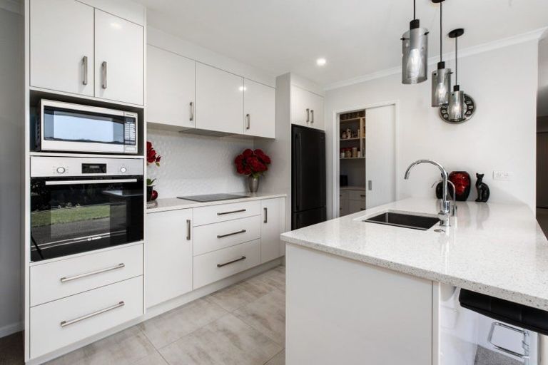 Photo of property in 15 Layla Place, Katikati, 3178