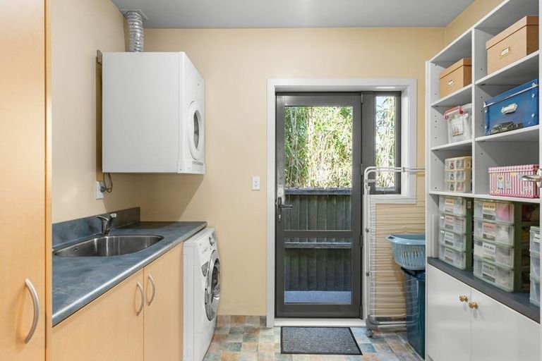 Photo of property in 84 Idris Road, Fendalton, Christchurch, 8052