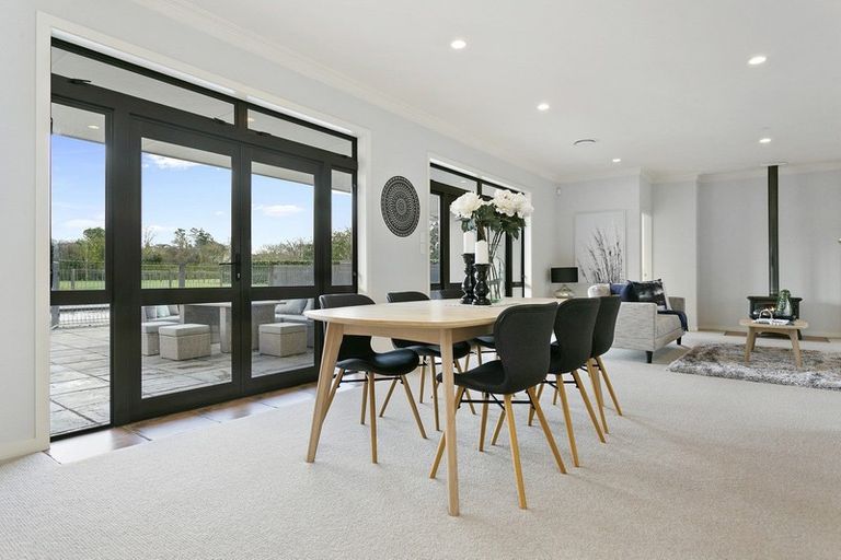 Photo of property in 100 Hooker Road, Tamahere, Hamilton, 3283