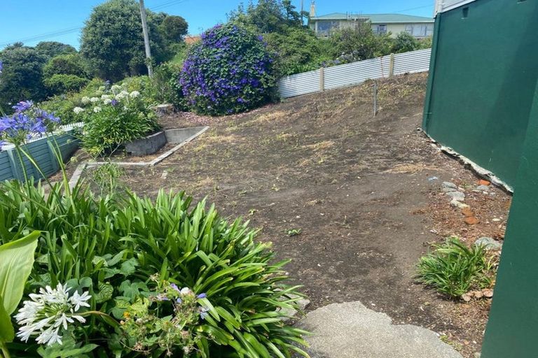 Photo of property in 20 Cambridge Street, Patea, 4520