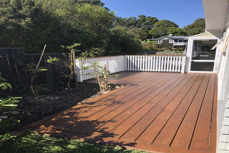 Photo of property in 58 Saffron Street, Birkdale, Auckland, 0626