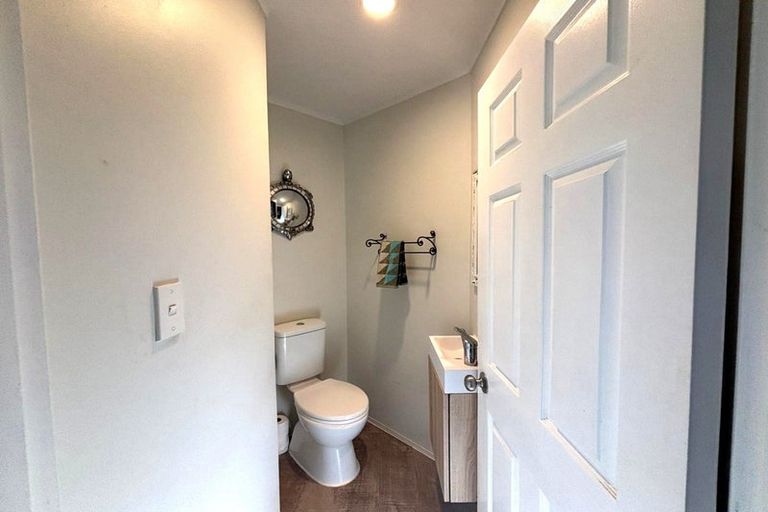 Photo of property in 513/11 Waratah Street, Birkenhead, Auckland, 0626