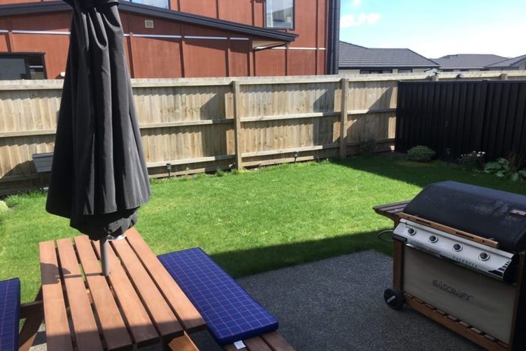 Photo of property in 12 Packard Crescent, Halswell, Christchurch, 8025