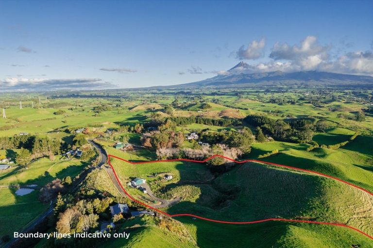 Photo of property in 456 Barrett Road, Omata, New Plymouth, 4374