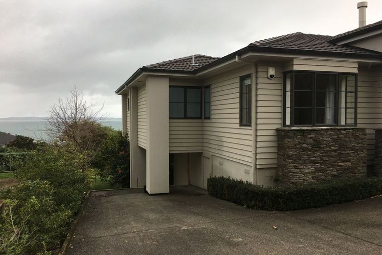 Photo of property in 1a Burford Place, Mellons Bay, Auckland, 2014