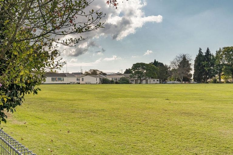 Photo of property in 6 Barnett Place, Te Puke, 3119