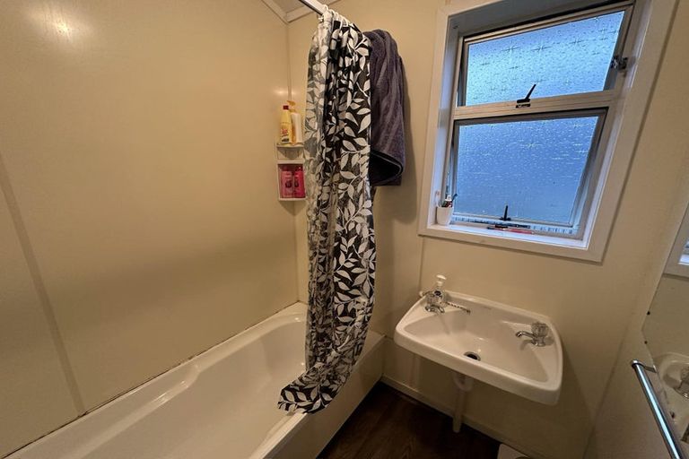 Photo of property in 5 Beechwood Avenue, Levin, 5510