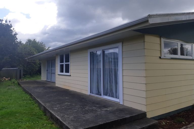 Photo of property in 9 Hardie Grove, Featherston, 5710