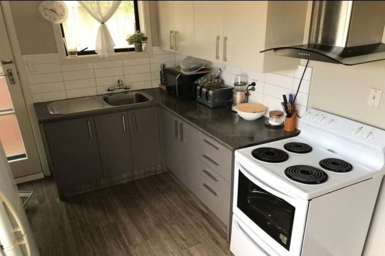 Photo of property in 4/28 Peer Street, Upper Riccarton, Christchurch, 8041