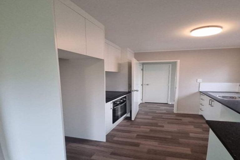 Photo of property in 1/11 Blackgate Place, Weymouth, Auckland, 2103