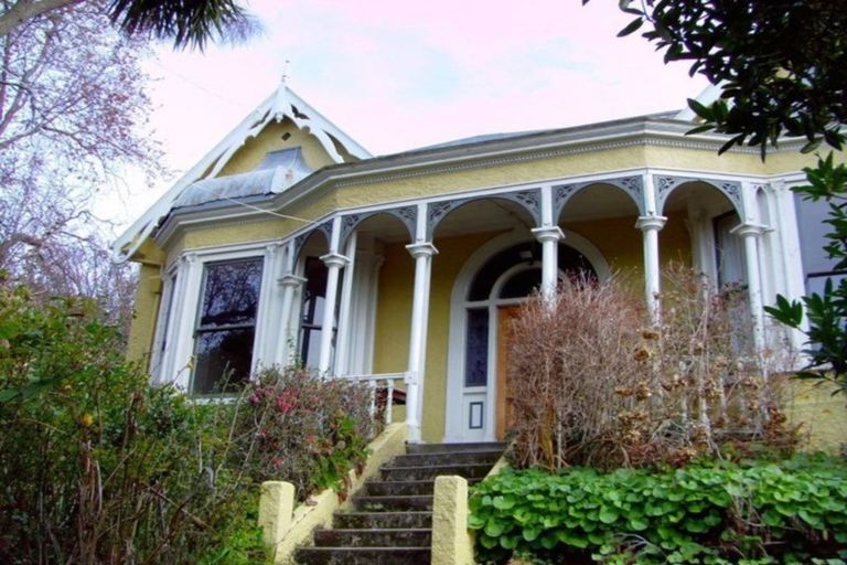 Photo of property in 90 Queen Street, North Dunedin, Dunedin, 9016