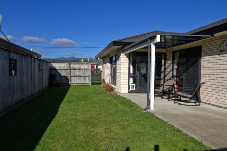 Photo of property in 43 Bowen Street, Levin, 5510