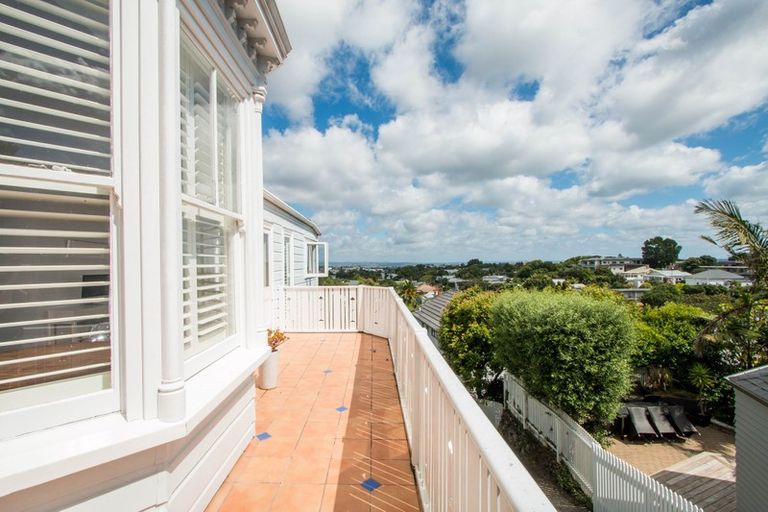 Photo of property in 45 Esplanade Road, Mount Eden, Auckland, 1024