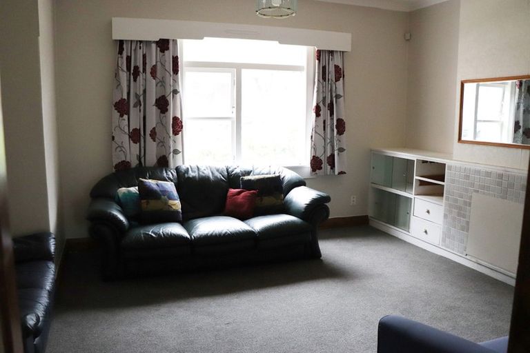 Photo of property in 42 Monorgan Road, Strathmore Park, Wellington, 6022