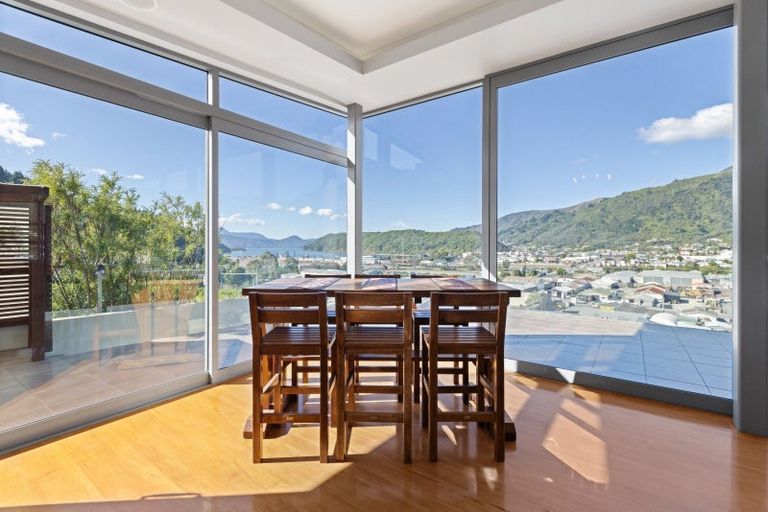 Photo of property in 26 Gravesend Place, Picton, 7220