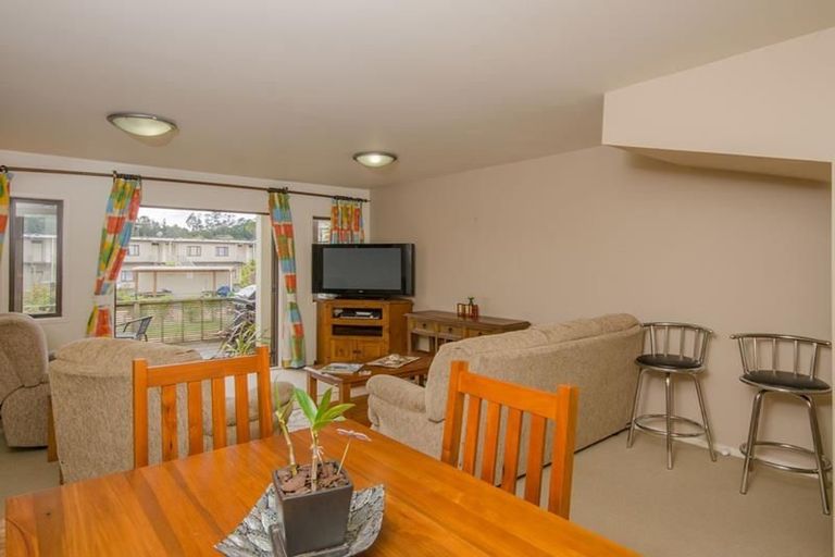 Photo of property in The Grange, 24/92 Bush Road, Albany, Auckland, 0632