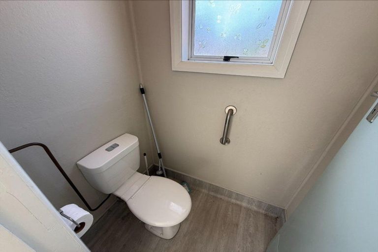 Photo of property in 8 Gurr Place, Aramoho, Whanganui, 4500