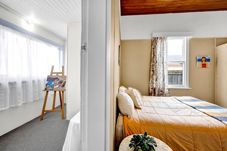 Photo of property in 49 Egmont Street, Hawera, 4610