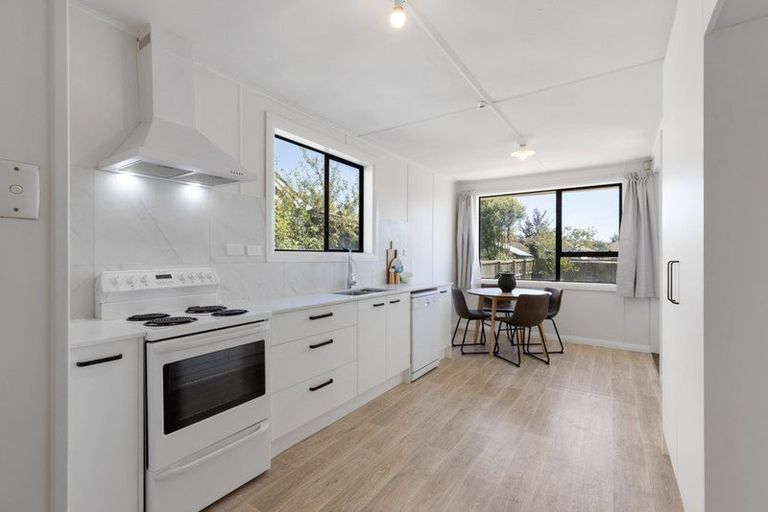 Photo of property in 14 De Havilland Street, Hornby, Christchurch, 8042