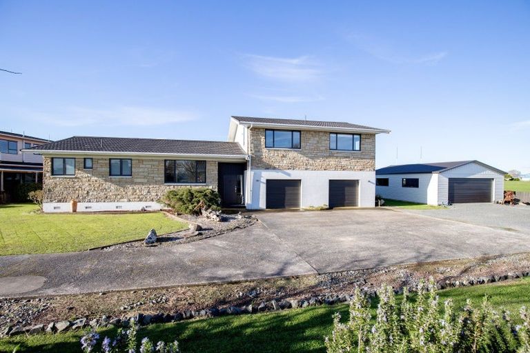 Photo of property in 3 Mcquarrie Place, Ngatea, 3503